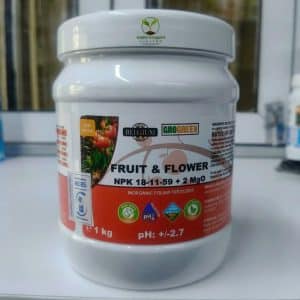 GROGREEN Fruit & Flower 1 kg fertiliser container with a red label on a white background
